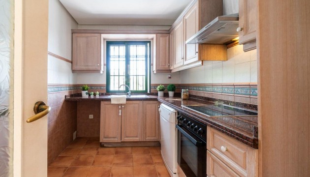 Resale - Villen
 - Villamartin