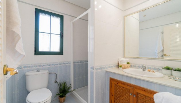 Resale - Villen
 - Villamartin