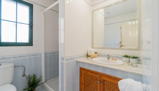 Resale - Villen
 - Villamartin