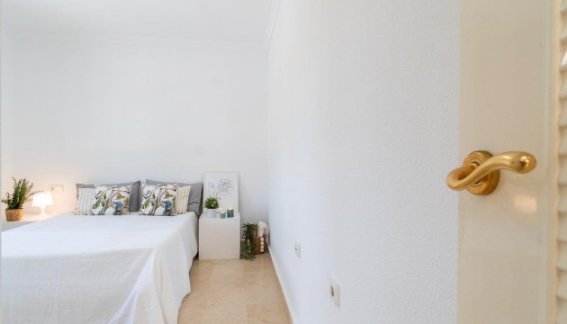 Resale - Villen
 - Villamartin