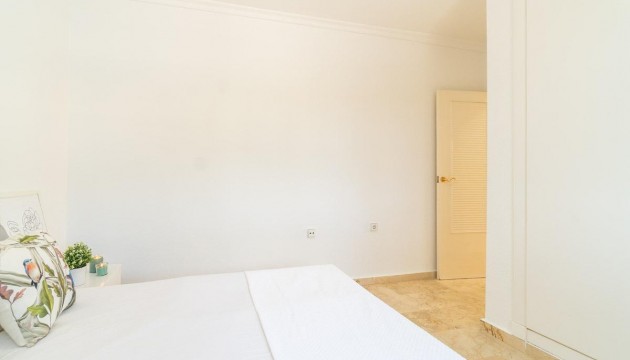 Resale - Villen
 - Villamartin