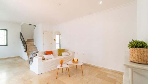 Resale - Villen
 - Villamartin