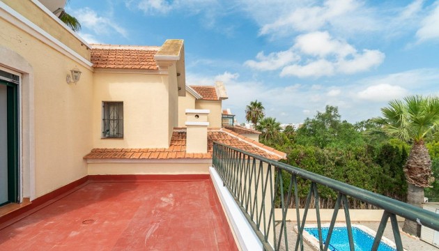 Resale - Villen
 - Villamartin