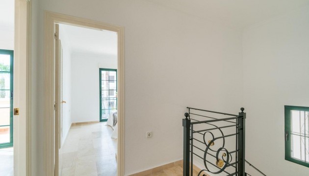 Resale - Villen
 - Villamartin