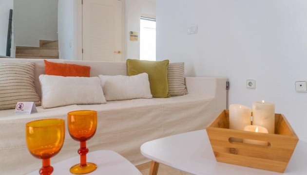 Resale - Villen
 - Villamartin