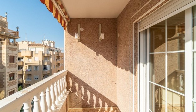 Sale - Apartment - Torrevieja - Centro
