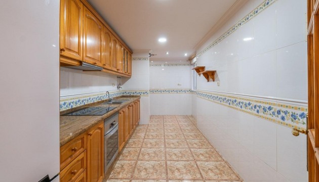 Sale - Apartment - Torrevieja - Centro