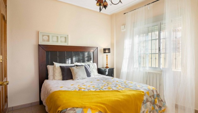 Resale - Villen
 - Orihuela - Las Mimosas