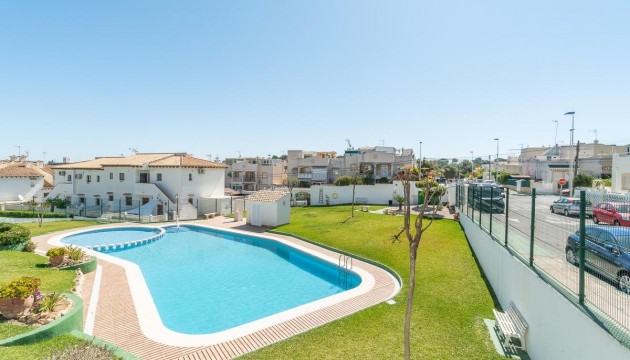 Sale - Apartment - Torrevieja - Los balcones
