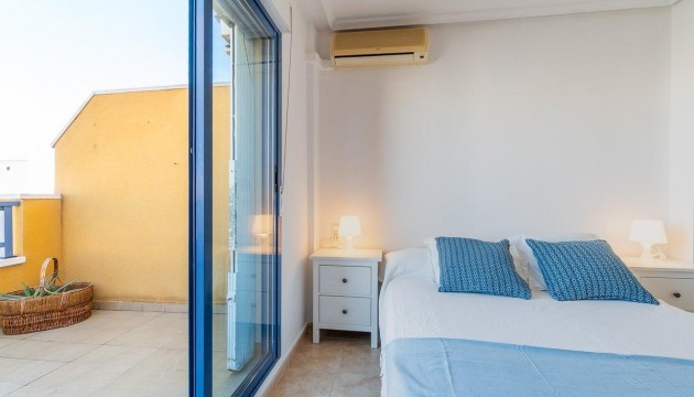 Sale - Apartment - Torrevieja - Centro