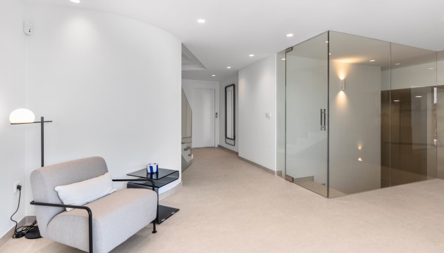 New Build - Villen
 - Altea