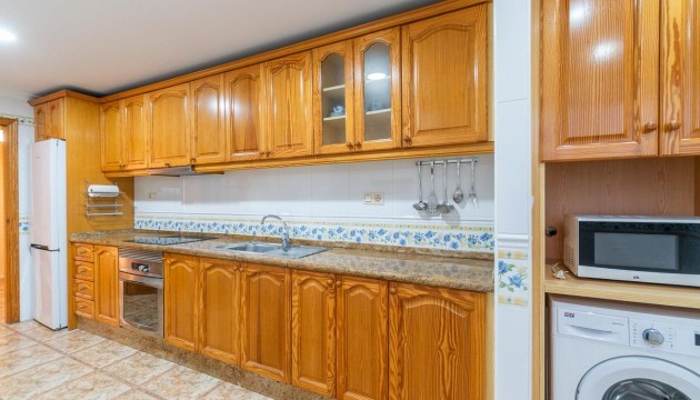 Sale - Apartment - Torrevieja - Centro
