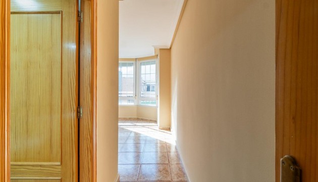 Sale - Apartment - Torrevieja - Centro