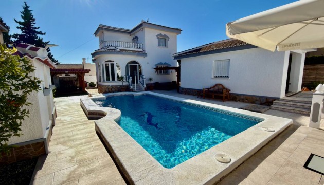 Revente - Villa's
 - Ciudad Quesada