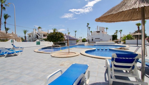 Venta - Villas
 - Villamartin - Villamartín