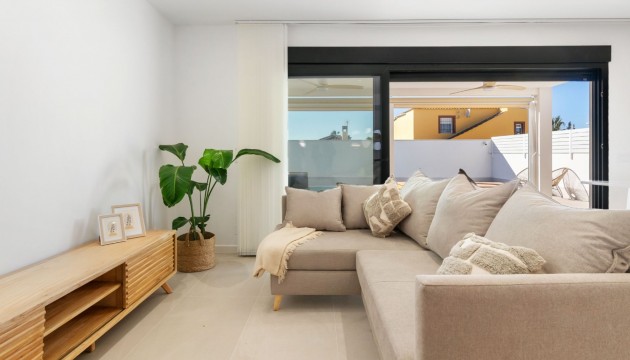 Sale - Villas - Torrevieja - San Luis