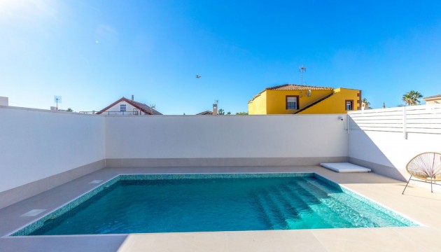 Sale - Villas - Torrevieja - San Luis