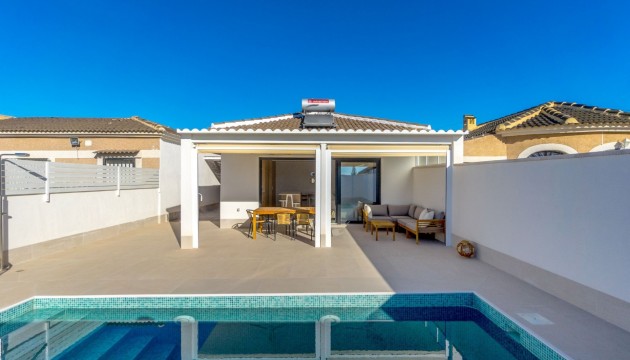 Sale - Villas - Torrevieja - San Luis