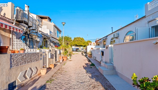Sale - Townhouse - Torrevieja - El Chaparral