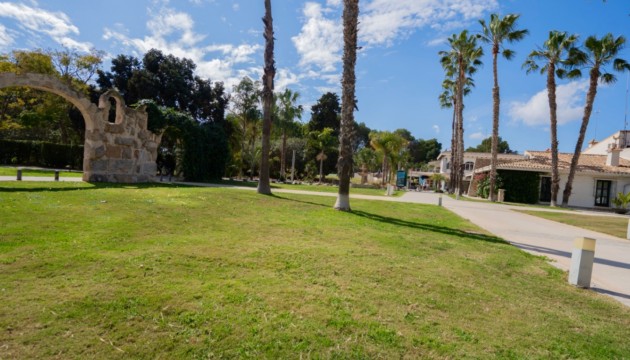 Sale - Apartment - Villamartin