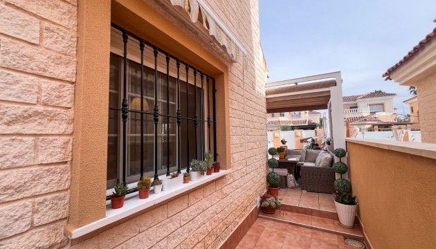 Sale - Villas - Guardamar - El Raso