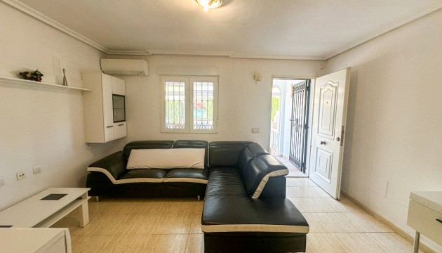 Sale - Townhouse - Torrevieja - Nueva Torrevieja