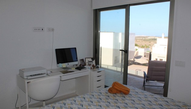 Resale - Villen
 - San Miguel de Salinas