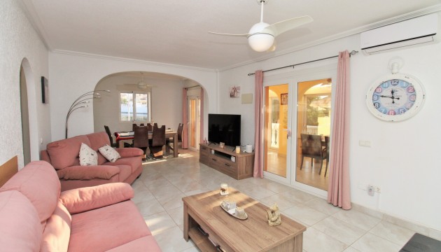 Resale - Villen
 - Playa Flamenca