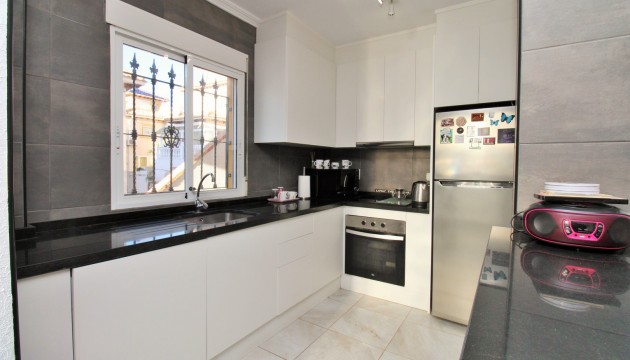 Resale - Villen
 - Playa Flamenca