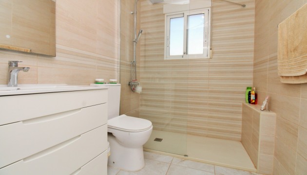 Resale - Villen
 - Playa Flamenca