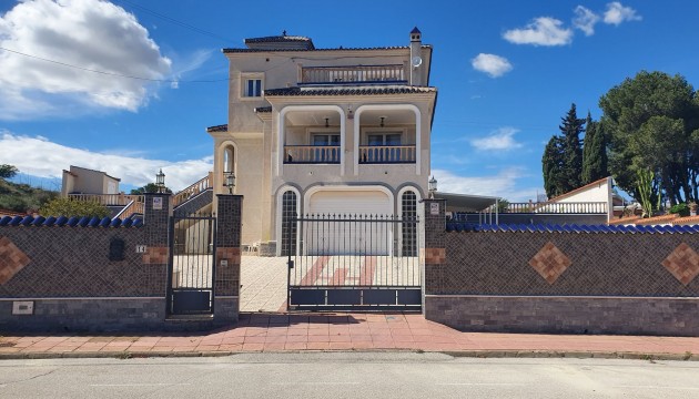 Revente - Villa's
 - Algorfa