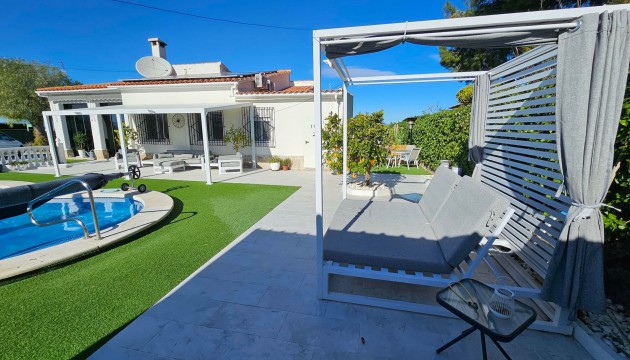 Revente - Villa's
 - La Marina