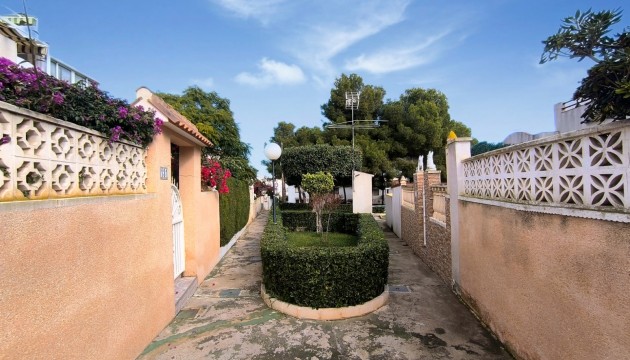 Sale - Townhouse - Torrevieja - Lago jardin