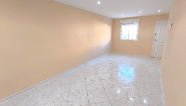 Sale - Apartment - Torrevieja - El chaparral