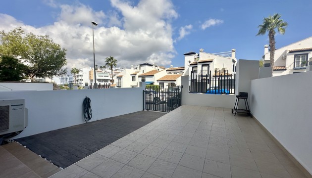 Sale - Apartment - Orihuela Costa - Villamartín