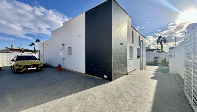 Sale - Villas - Rojales - Ciudad Quesada