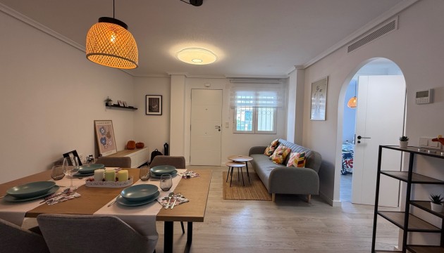 Resale - Townhouse - Cabo Roig