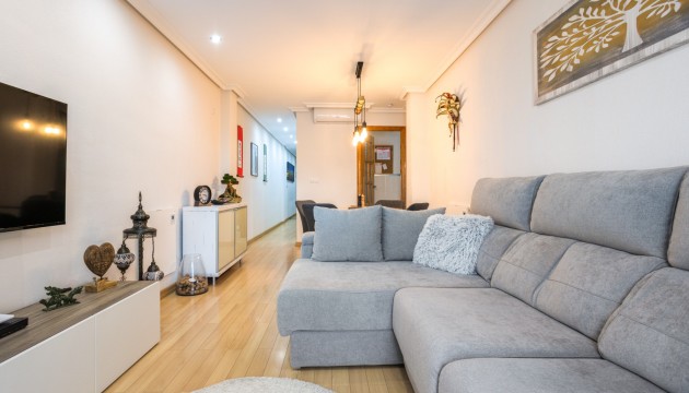 Venta - Apartamento - Los Montesinos