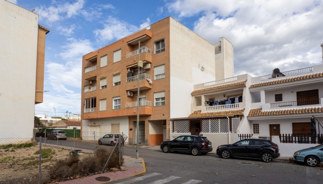 Venta - Apartamento - Los Montesinos