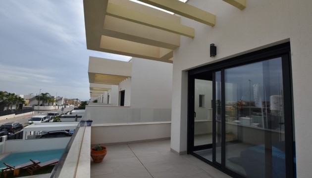 Venta - Villas
 - Los Montesinos