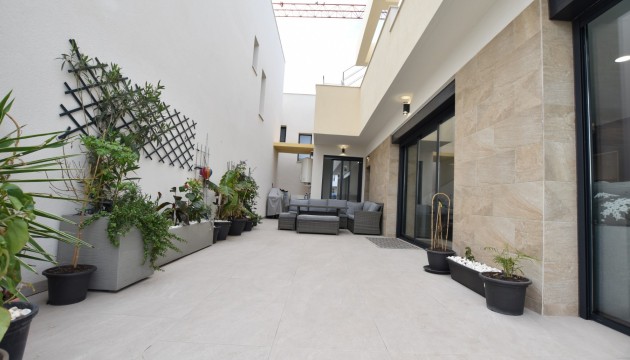 Venta - Villas
 - Los Montesinos