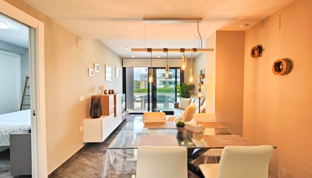 Sale - Apartment - Los Altos