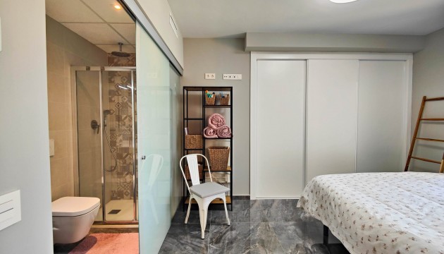 Sale - Apartment - Los Altos