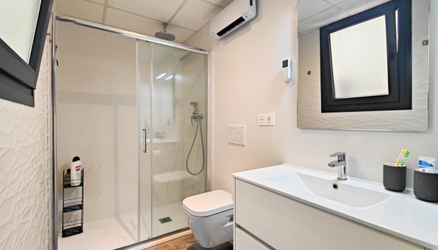 Sale - Apartment - Los Altos