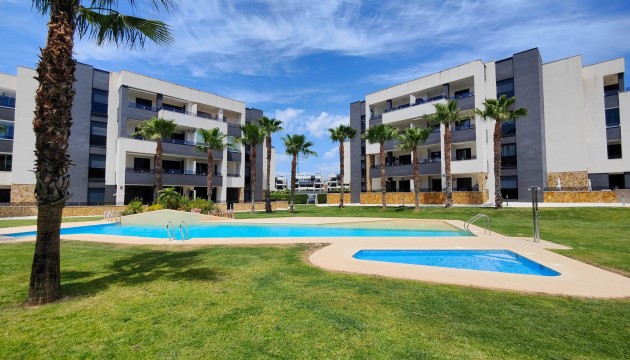 Sale - Apartment - Los Altos