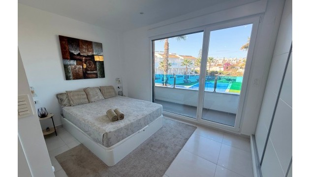 Sale - Townhouse - Torrevieja - Los Balcones