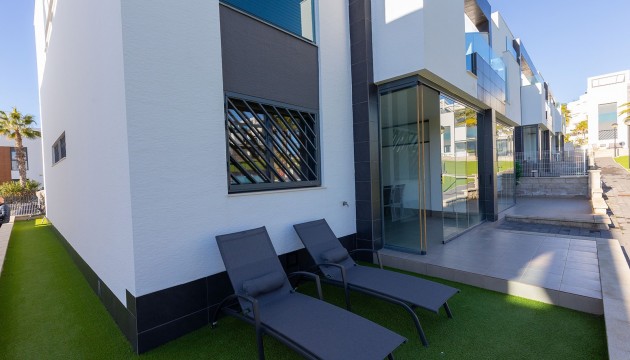 Resale - Wohnung - Punta Prima