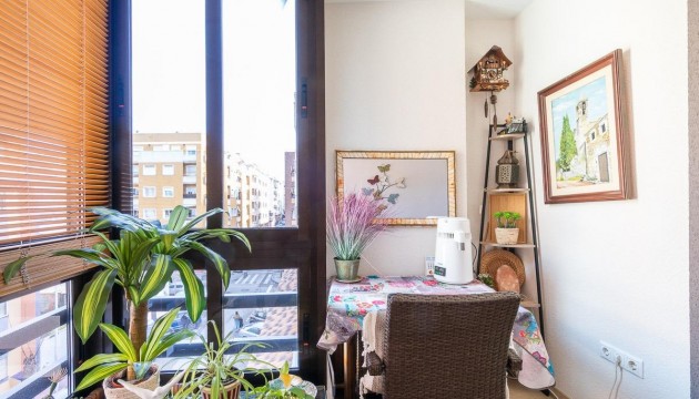 Sale - Apartment - Torrevieja - Centro