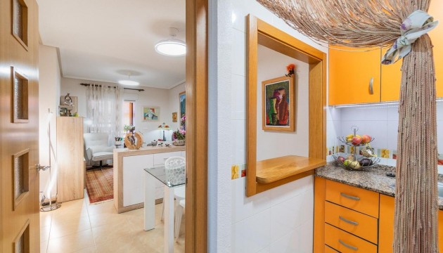 Sale - Apartment - Torrevieja - Centro