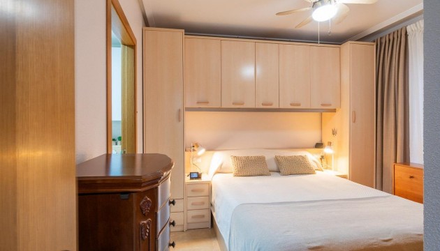 Sale - Apartment - Torrevieja - Centro